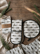 Load image into Gallery viewer, Double Oven Glove - 'Tickle Me' Trout

